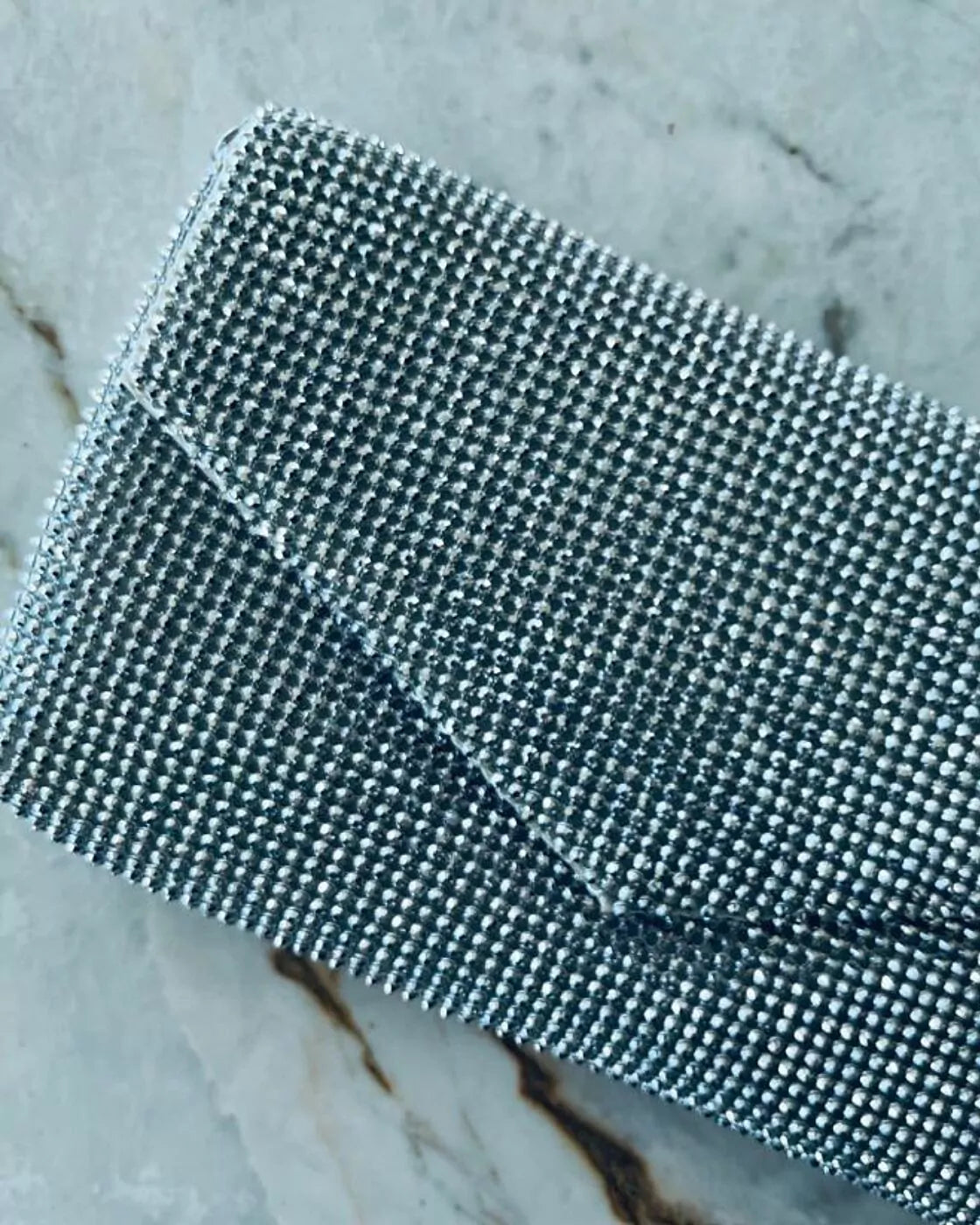 Clutch Bel Analu Strass Prata