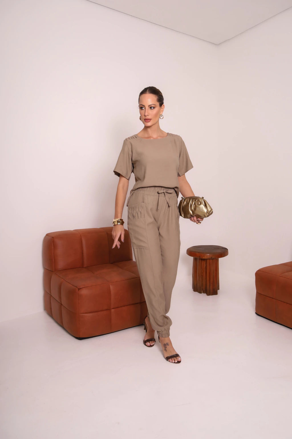 Conjunto Noverb Marcela Caqui