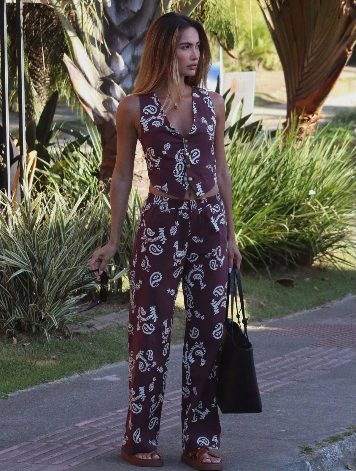 Conjunto Cloude Anne Marrom