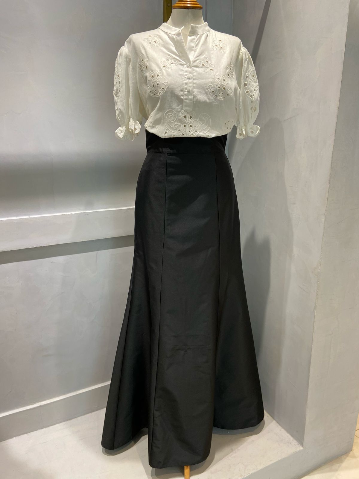 Saia Arte Sacra Livia Preto