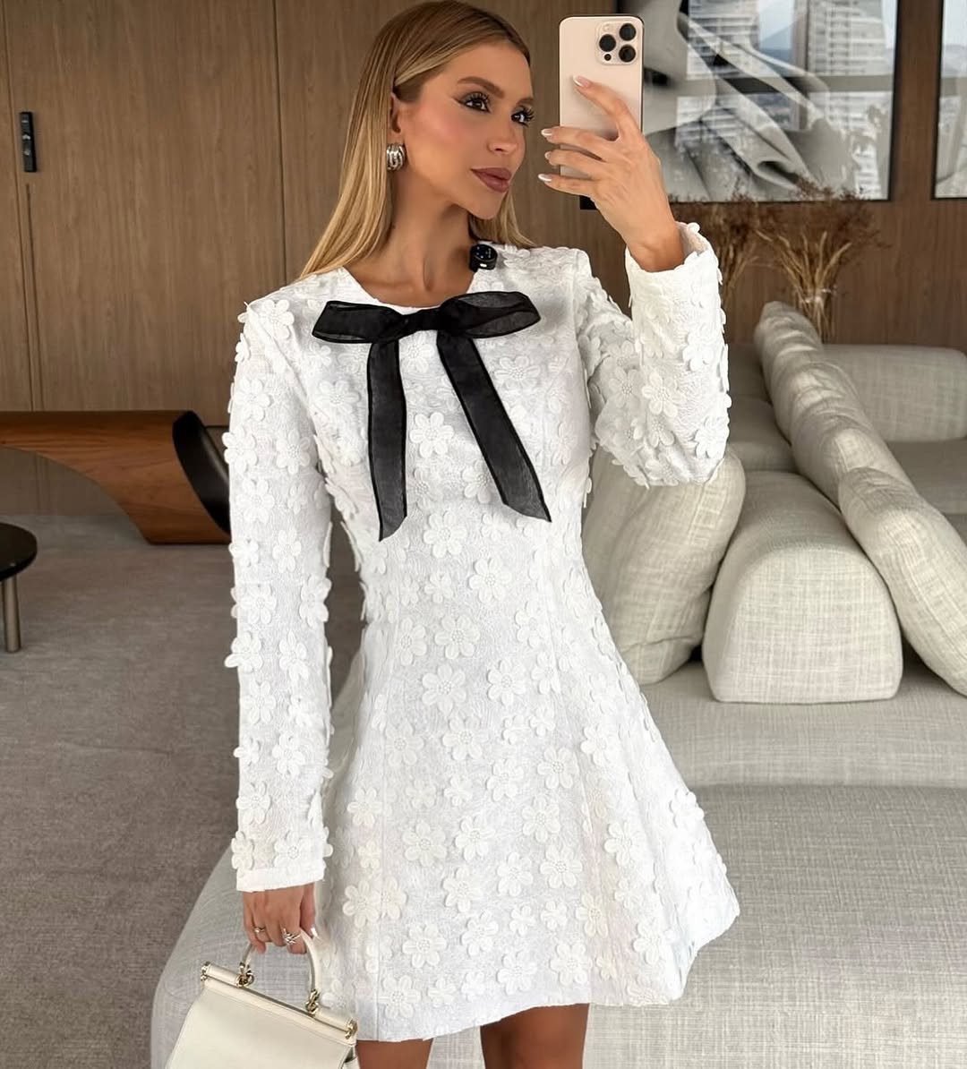 Vestido Lalibela Curto Flores 3D Off