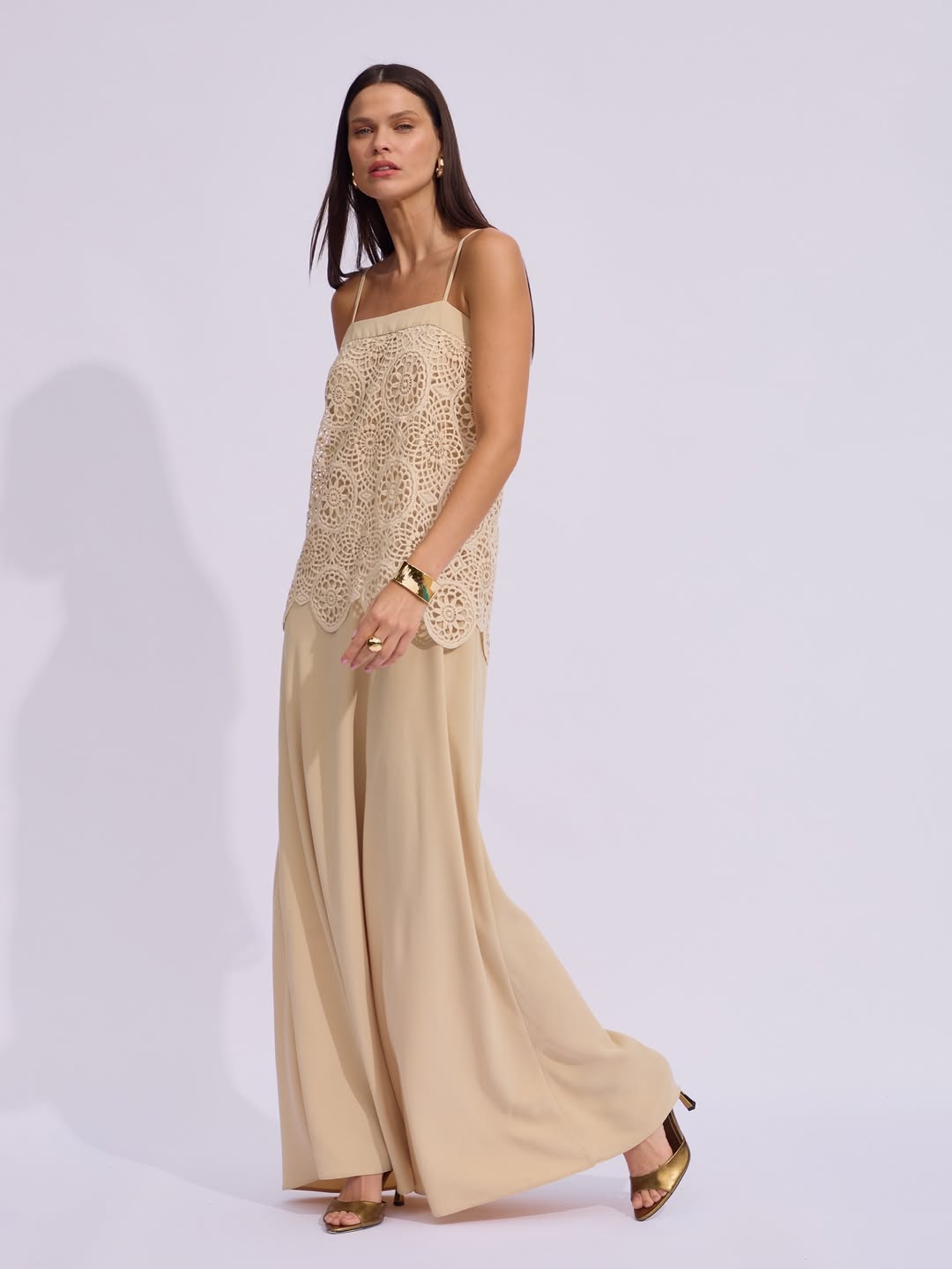 Vestido Raizz Detalhes Croche Daniela Creme
