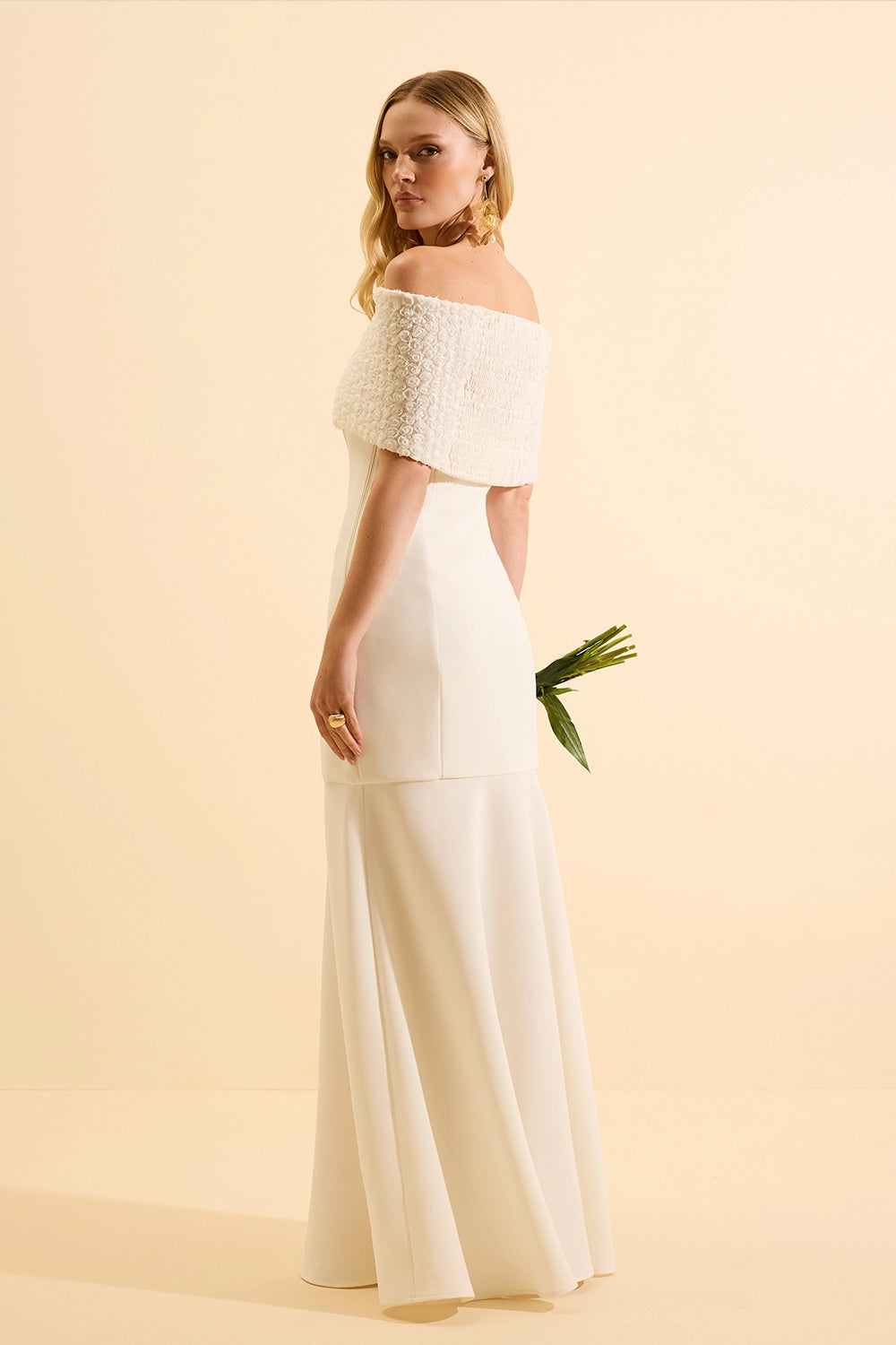 VESTIDO AVE RARA LONGO ANDIE E OFF WHITE