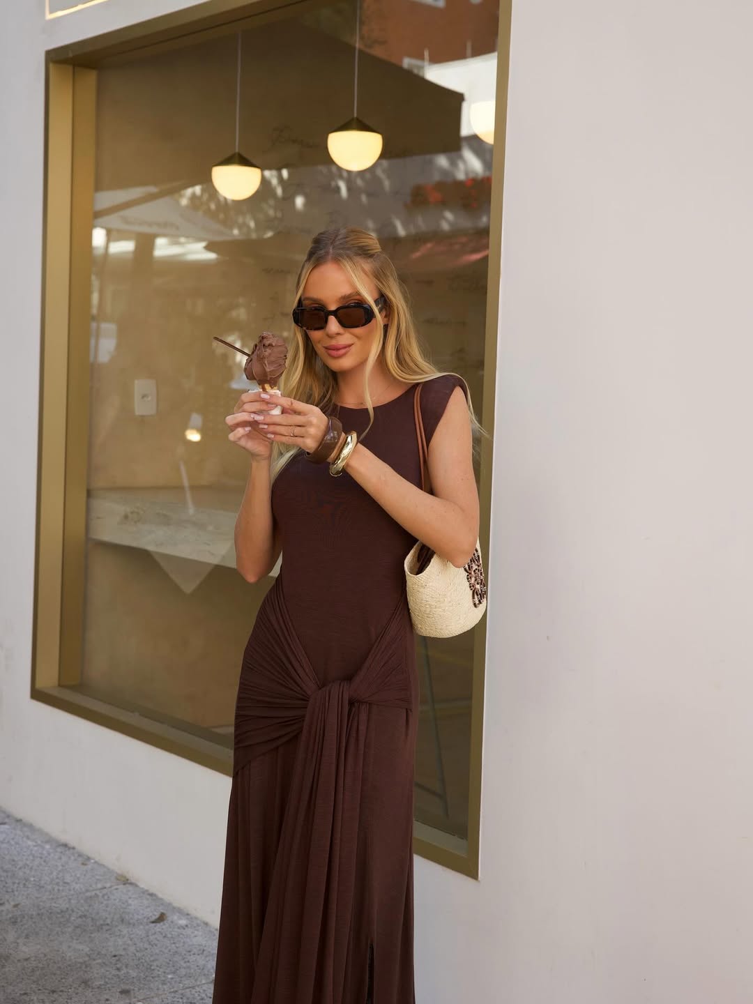 VESTIDO FLUÍDO EM MALHA MARROM