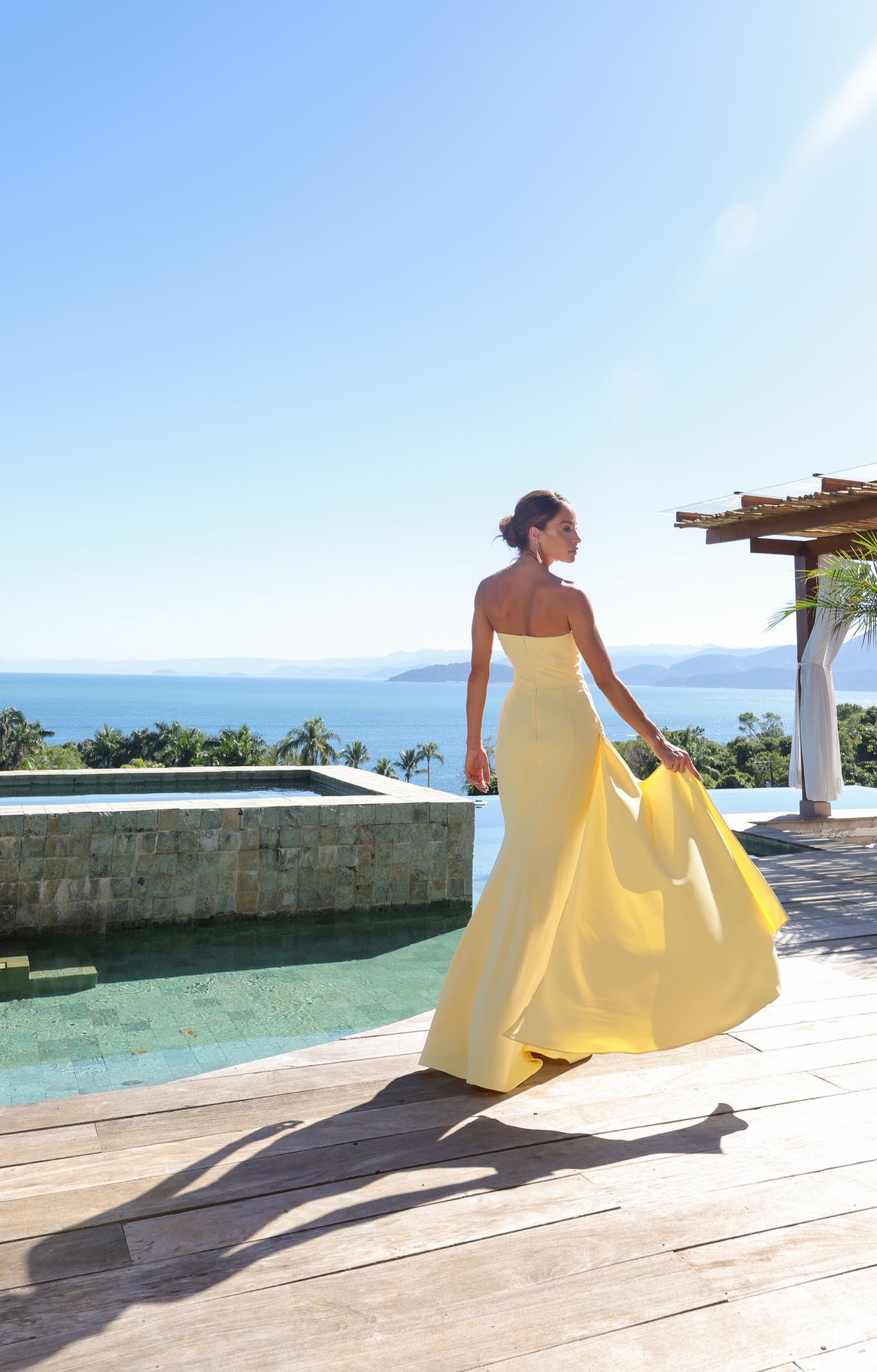 VESTIDO AMICCI LONGO DETALHE PREGAS