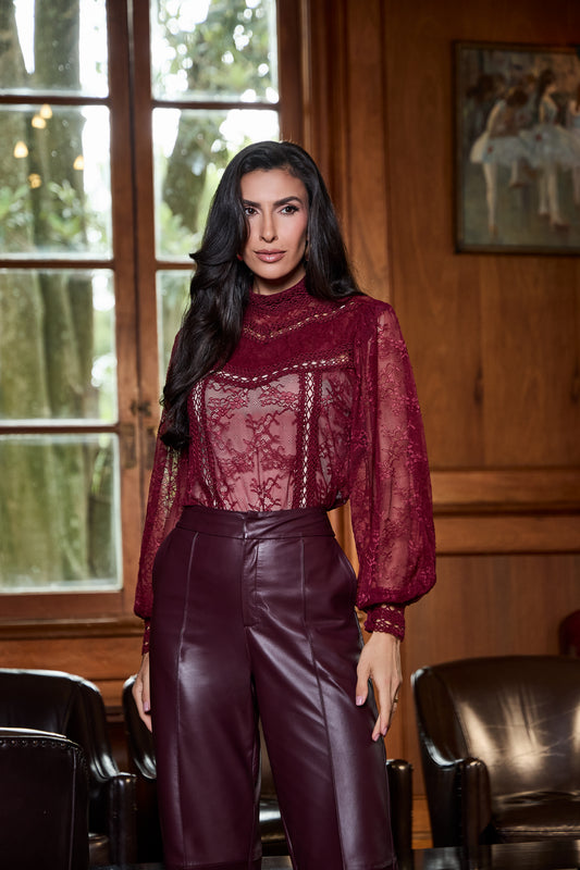BLUSA LUZIA FAZZOLLI RENDA C ENTREMEIO VINHO