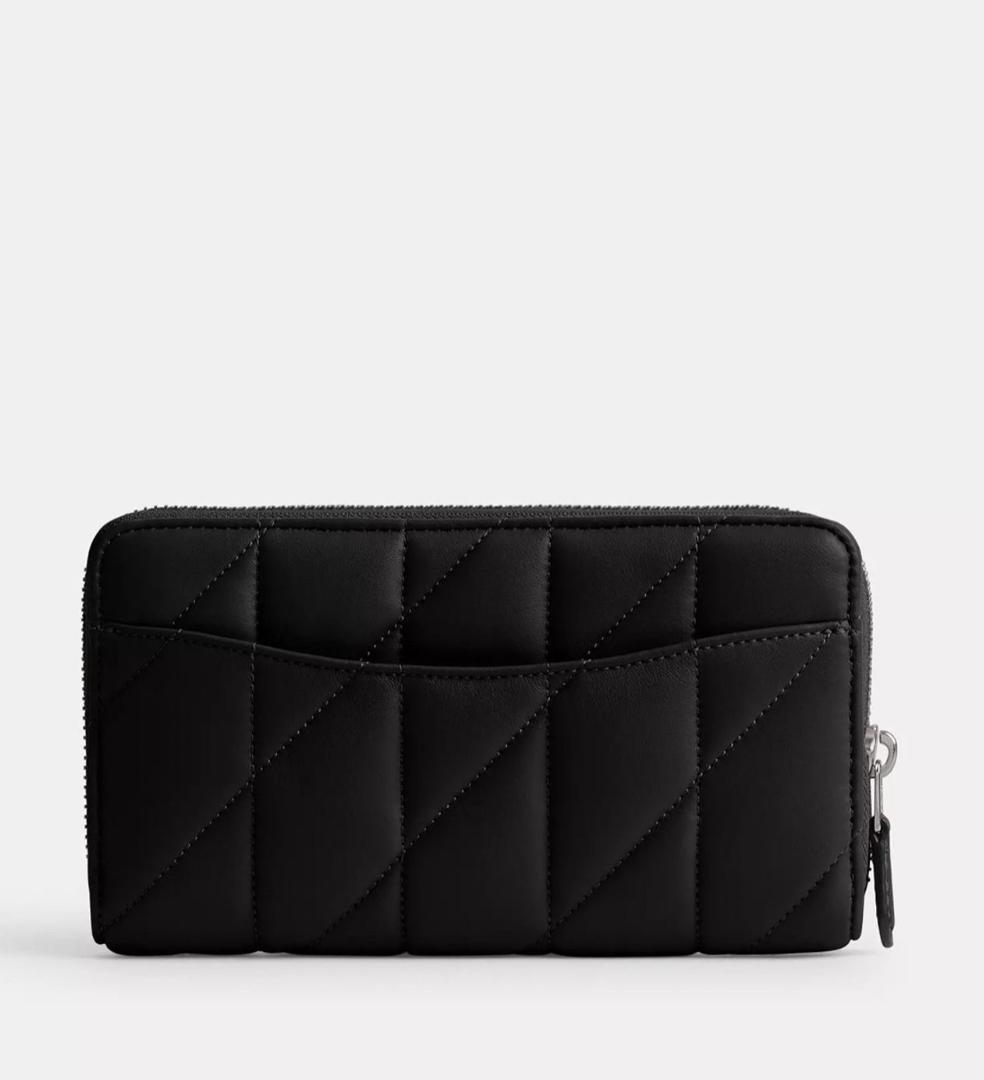 Carteira Coach Accordion Zip With Pillow