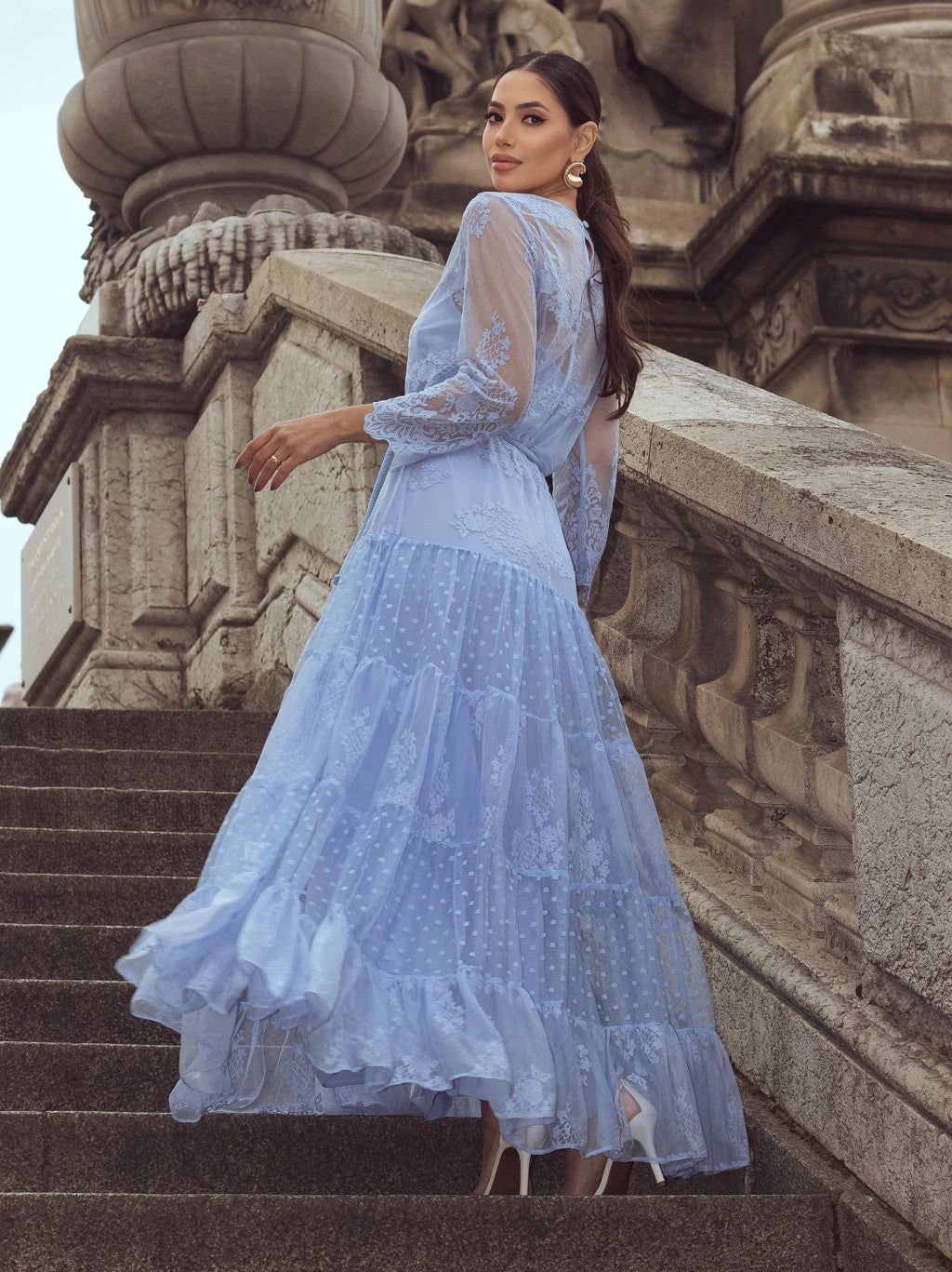 Vestido luzia fazzolli tule compose azul claro