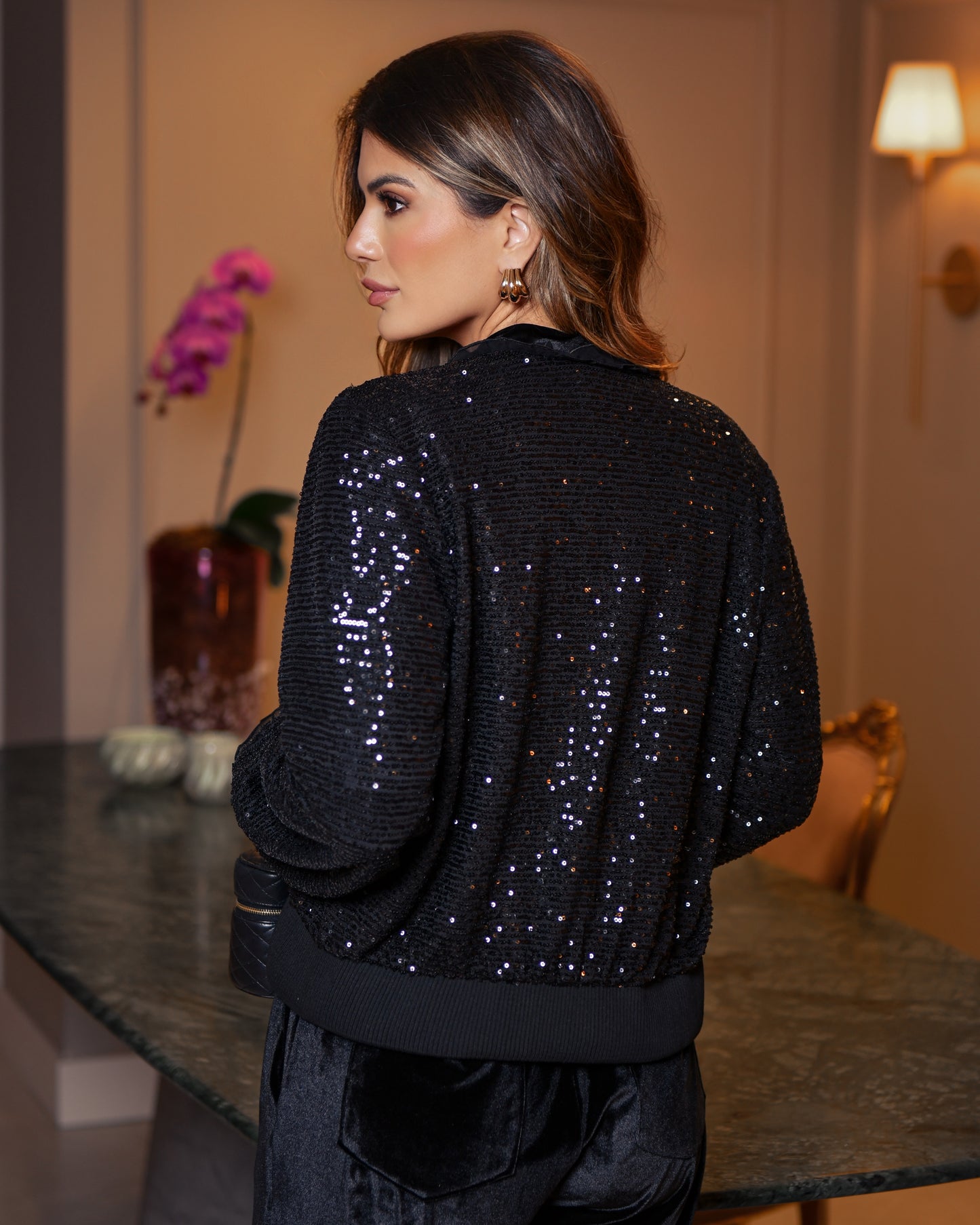 JAQUETA LUZIA FAZZOLLI BOMBER PAETÊ PRETO