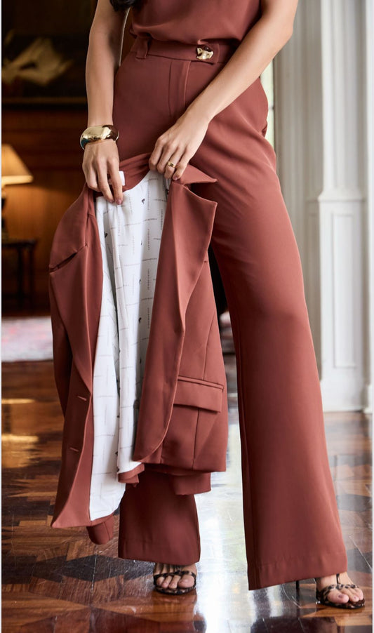 BLAZER LUZIA FAZZOLLI ALFA. RECORTE LATERAL MARROM