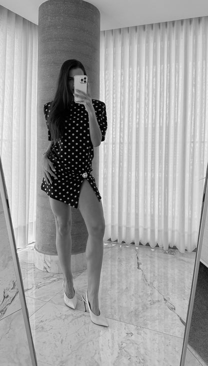 VESTIDO CLOUDE AMORA PRETO COM POA