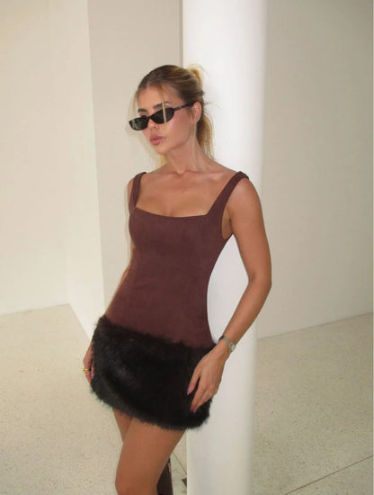 VESTIDO CLOUDE LIA MARROM