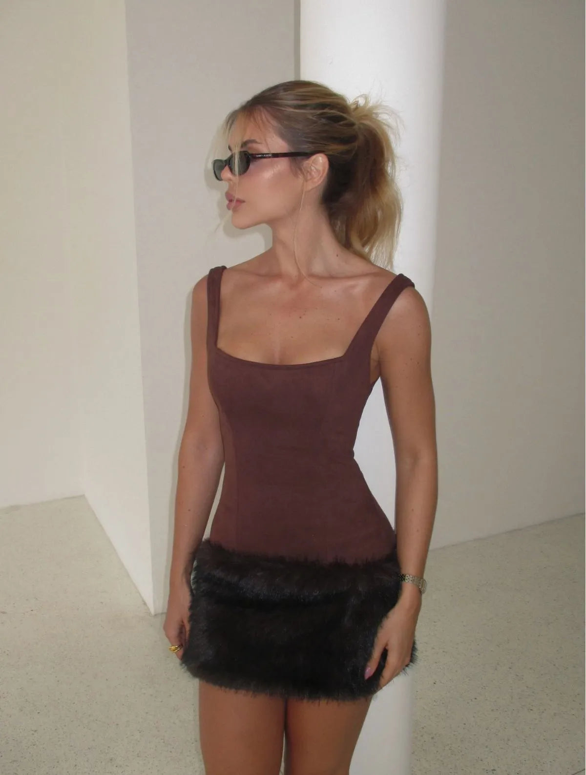 VESTIDO CLOUDE LIA MARROM