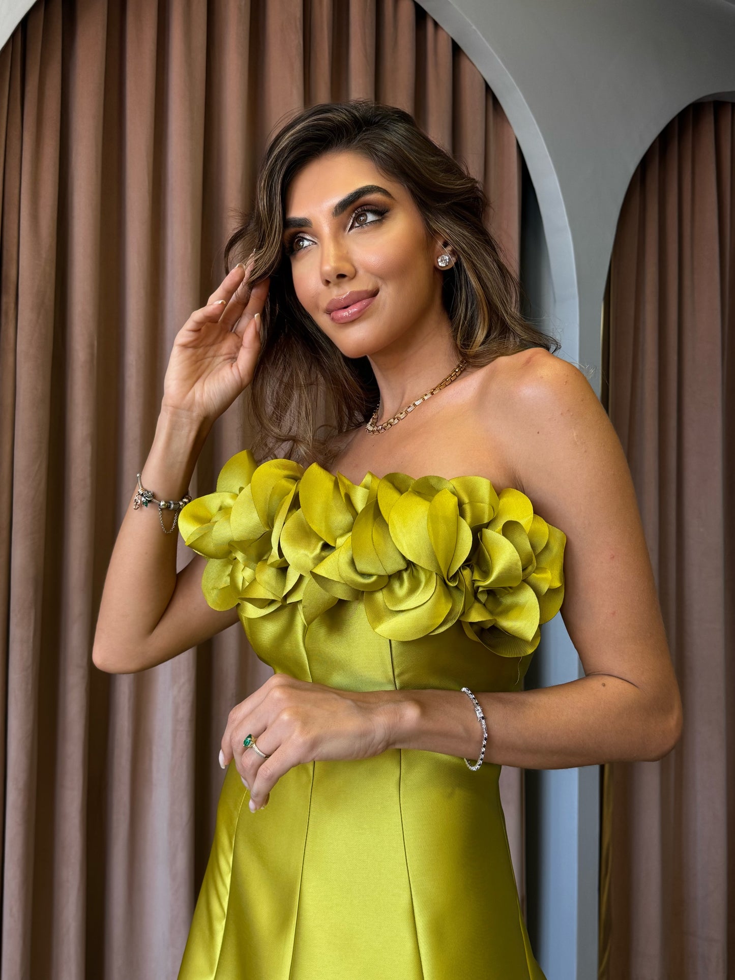 VESTIDO DPSCO LONGO BRIANA VERDE AVOCADO