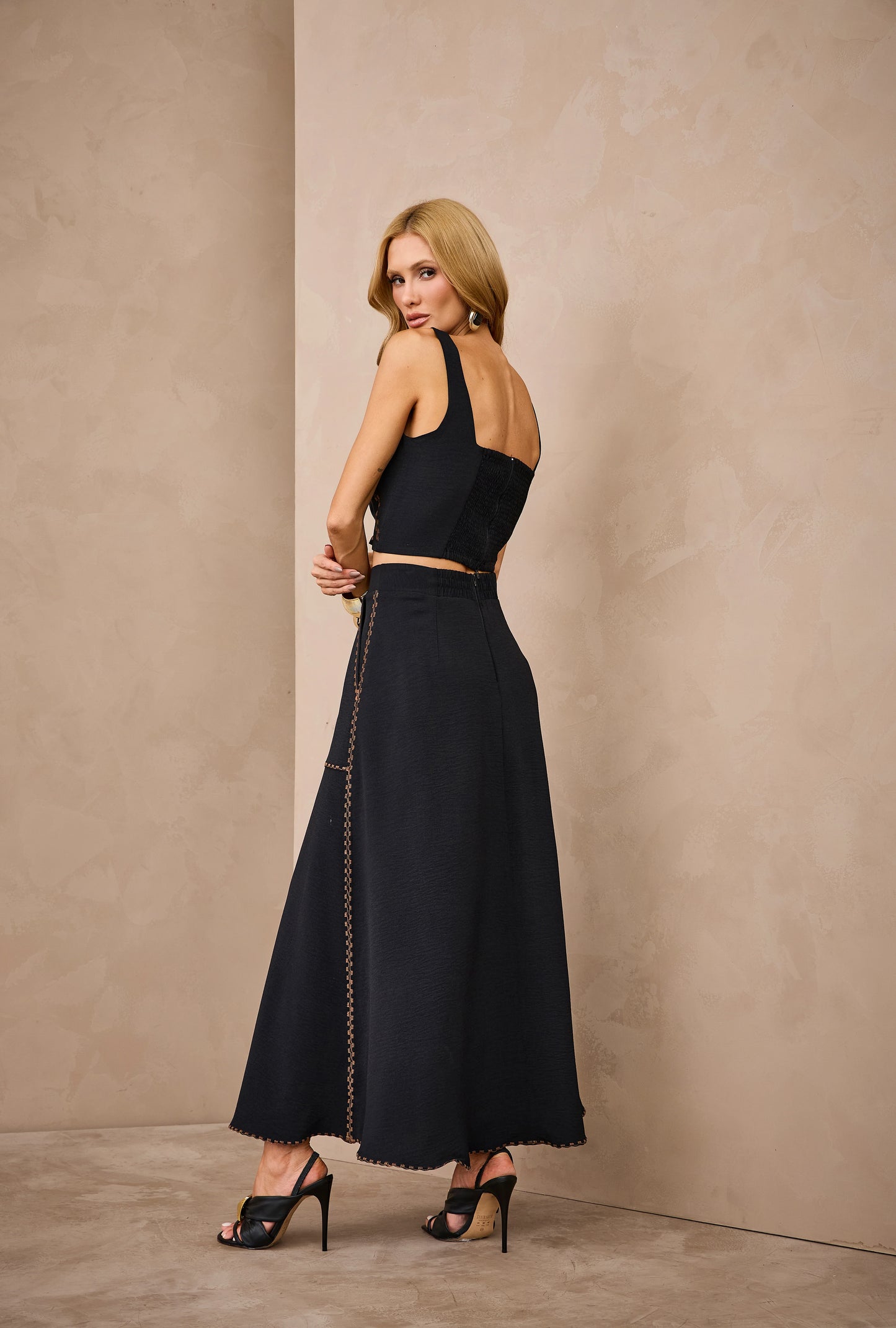 CONJUNTO ARTSY MIDI RAISSA PRETO