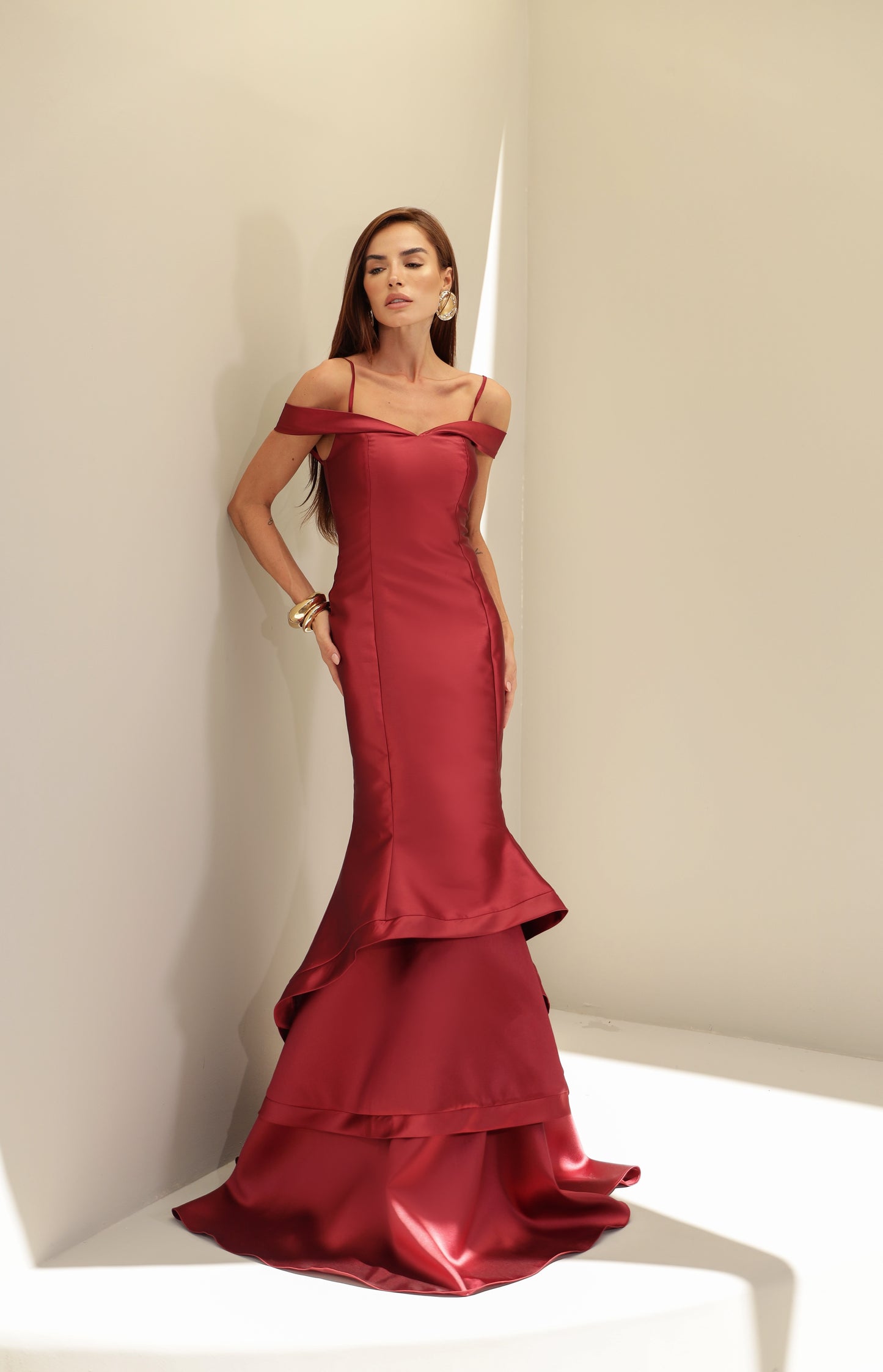 VESTIDO AMICCI LONGO NIQUEL MARSALA