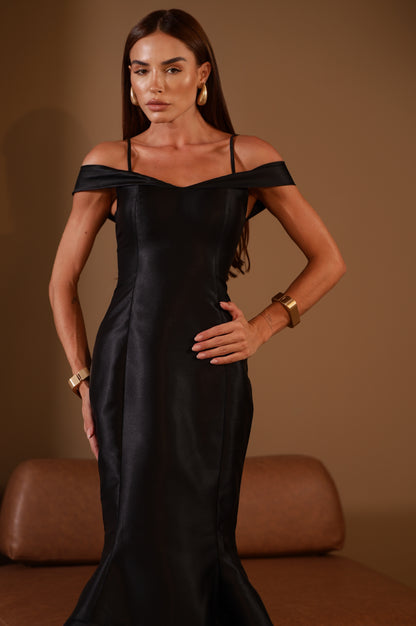 VESTIDO AMICCI LONGO NIQUEL PRETO