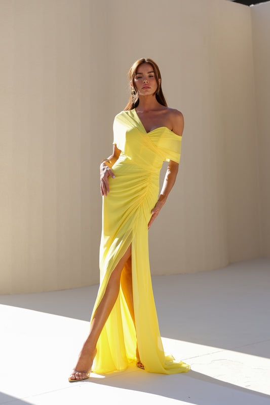 VESTIDO AMICCI LONGO OMBRO A OMBRO ASSIMÉTRICO