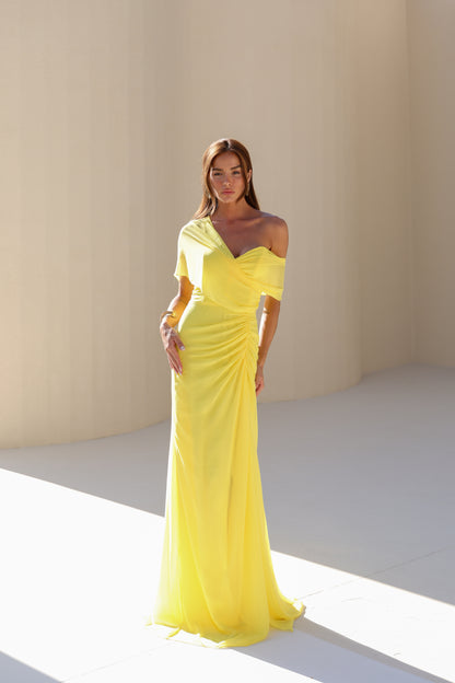 VESTIDO AMICCI LONGO OMBRO A OMBRO ASSIMÉTRICO