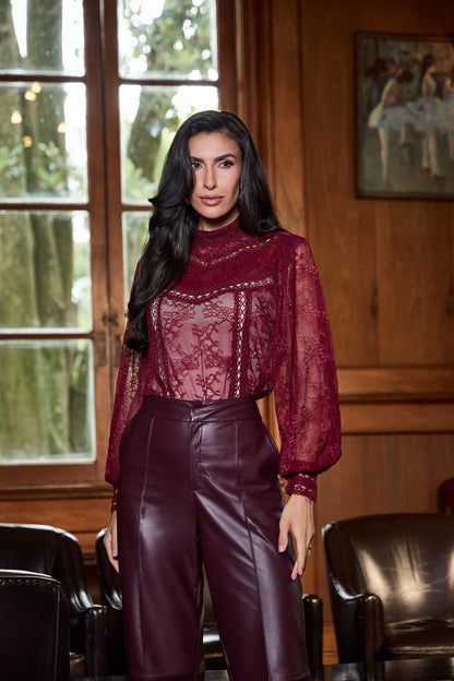 BLUSA LUZIA FAZZOLLI RENDA C ENTREMEIO VINHO