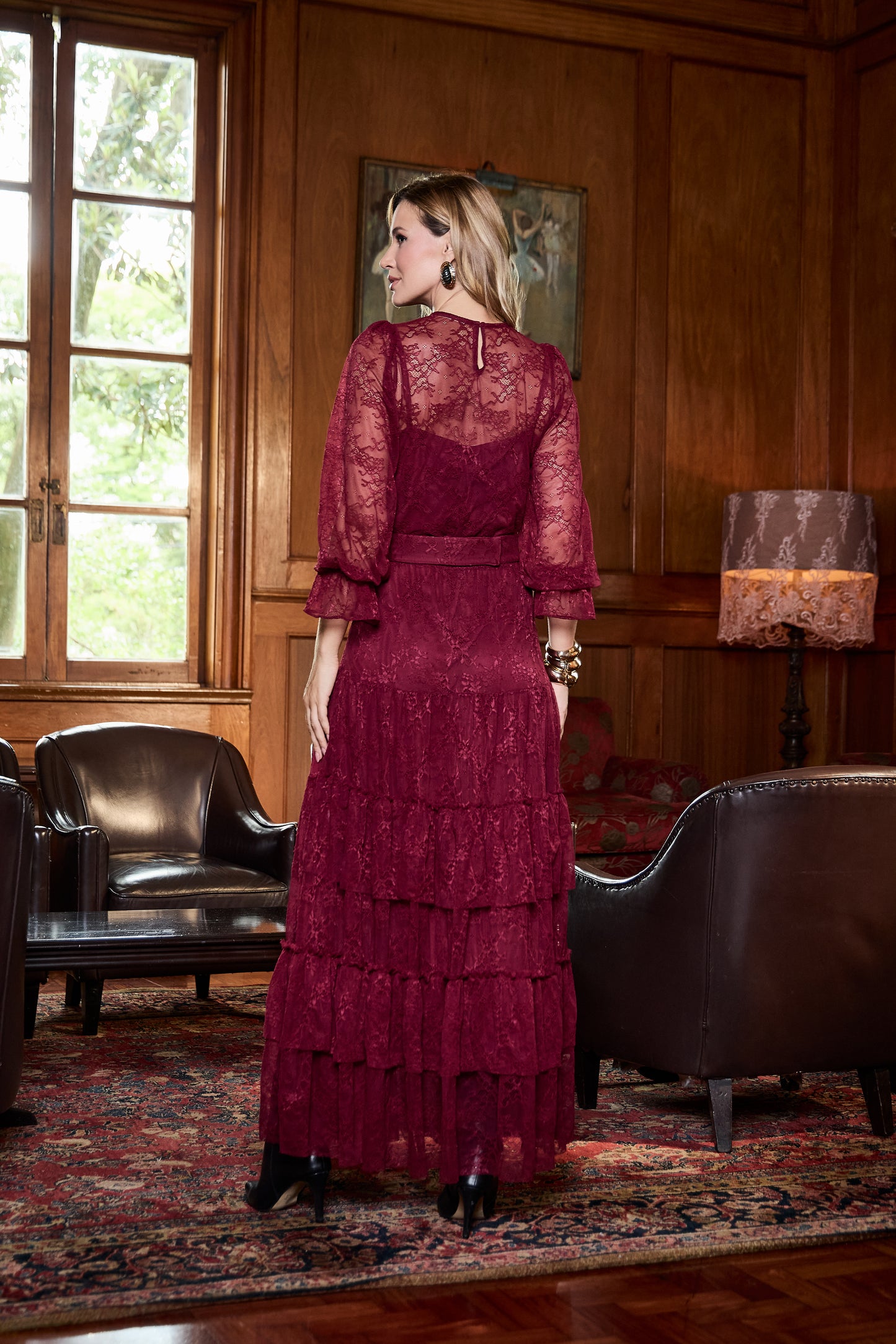 VESTIDO LUZIA FAZZOLLI RENDA COM FAIXA VINHO