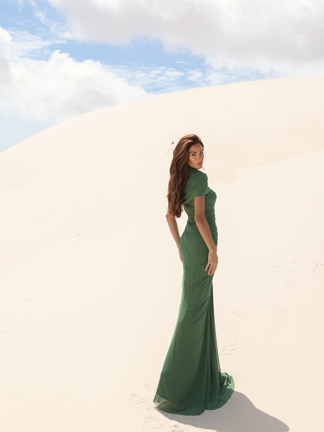 VESTIDO AMICCI FRANZIDO C CAPA VERDE