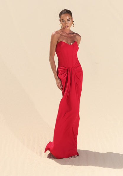 VESTIDO AMICCI DECOTE CORAÇÃO VERMELHO