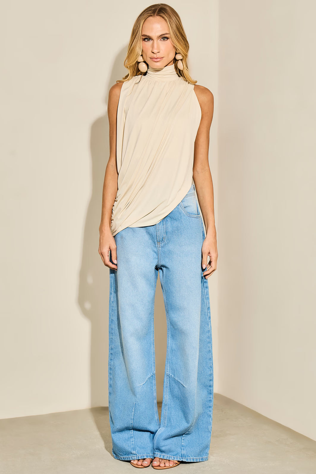 BLUSA LULEG ASSIMÉTRICA JERSEY AREIA