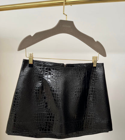 Saia Cloude Isadora Preto