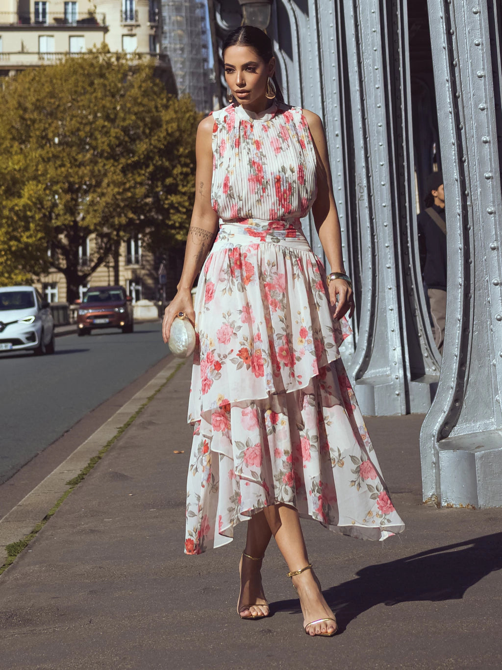 Vestido luzia fazzolli chiffon estam. Em camadas flor