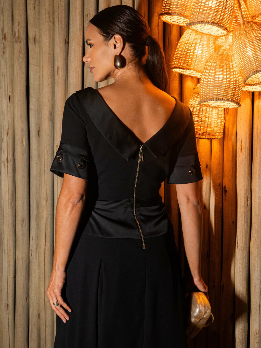 VESTIDO LUZIA FAZZOLLI PRETO CREPE COM ARGOLA