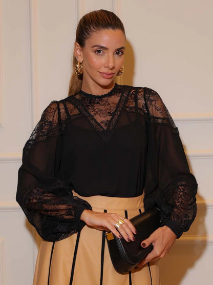 BLUSA LUZIA FAZZOLLI CHIFFON DE RENDA PRETO