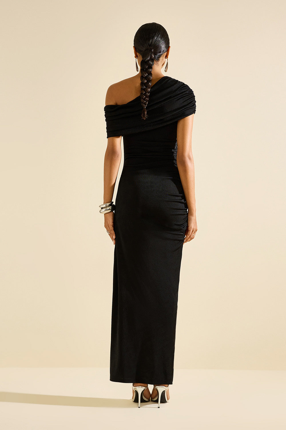 VESTIDO AVE RARA LONGO IRINA PRETO
